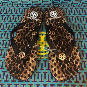 Tory Burch Thin Flip-Flop in Leopard Print
